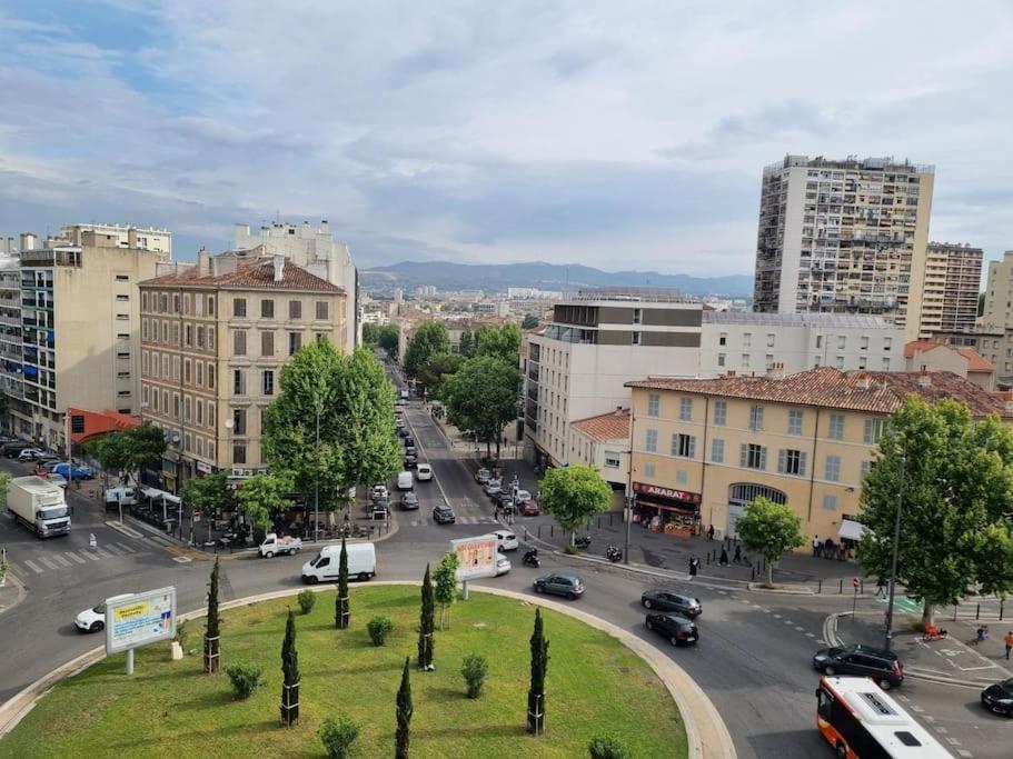 Vue Mer Et Et Notre Dame Centre Ville Avec Balcon Et Parking Marsilia Exterior foto